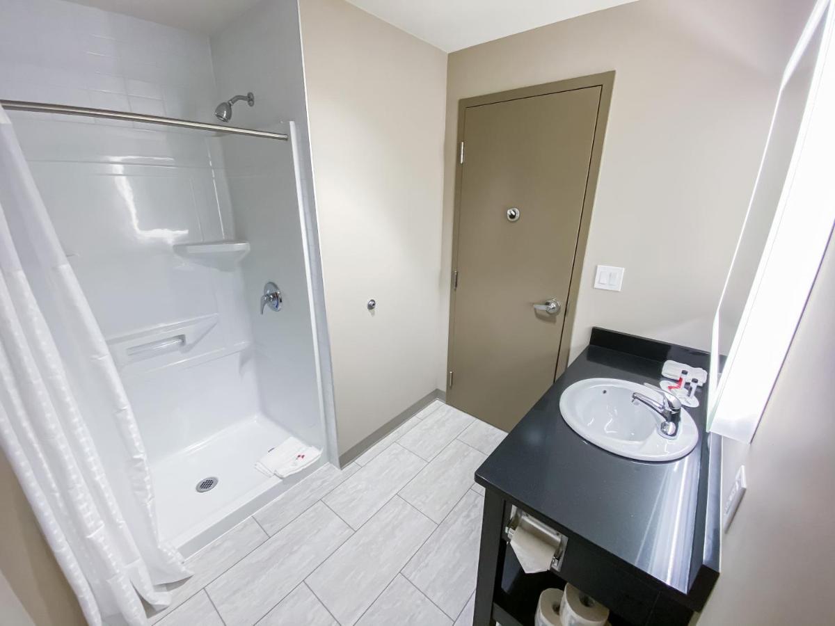 Hotel Super 8 By Wyndham Moosonee Exterior foto