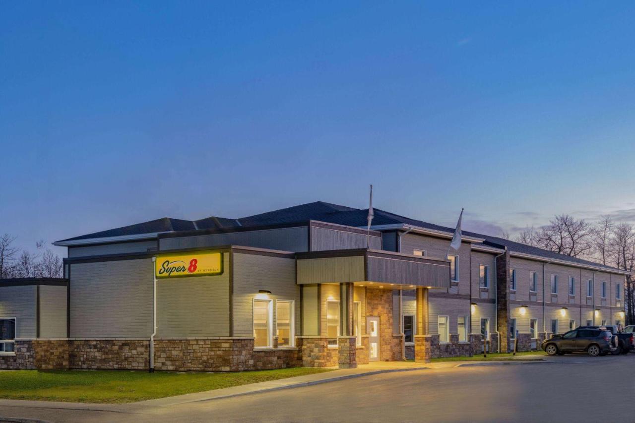 Hotel Super 8 By Wyndham Moosonee Exterior foto
